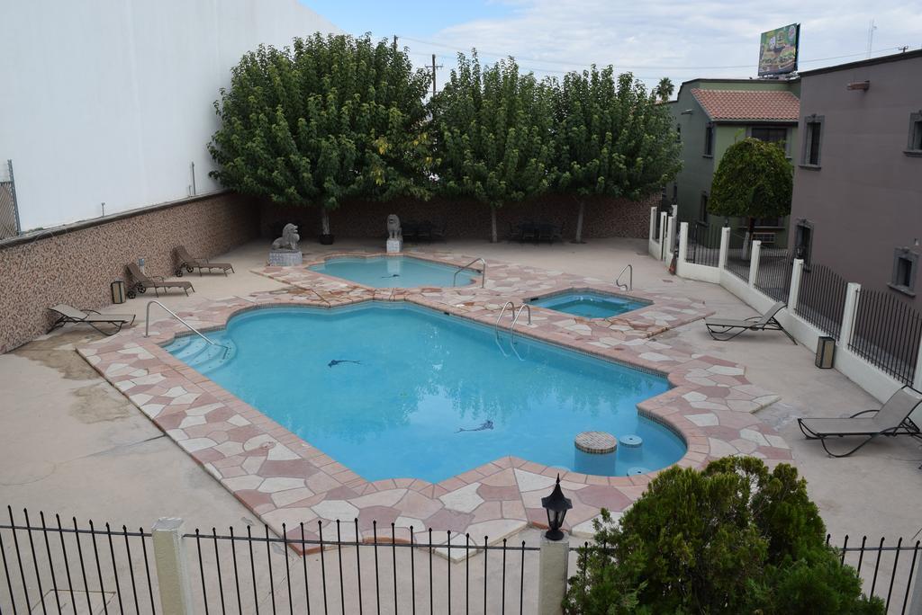 Hotel Suites El Paseo Ciudad Juárez Kültér fotó