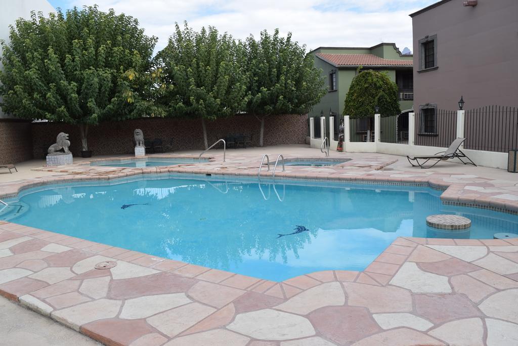 Hotel Suites El Paseo Ciudad Juárez Kültér fotó